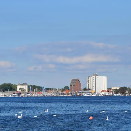 Burg Und Burgstaaken Quistorf 1 *